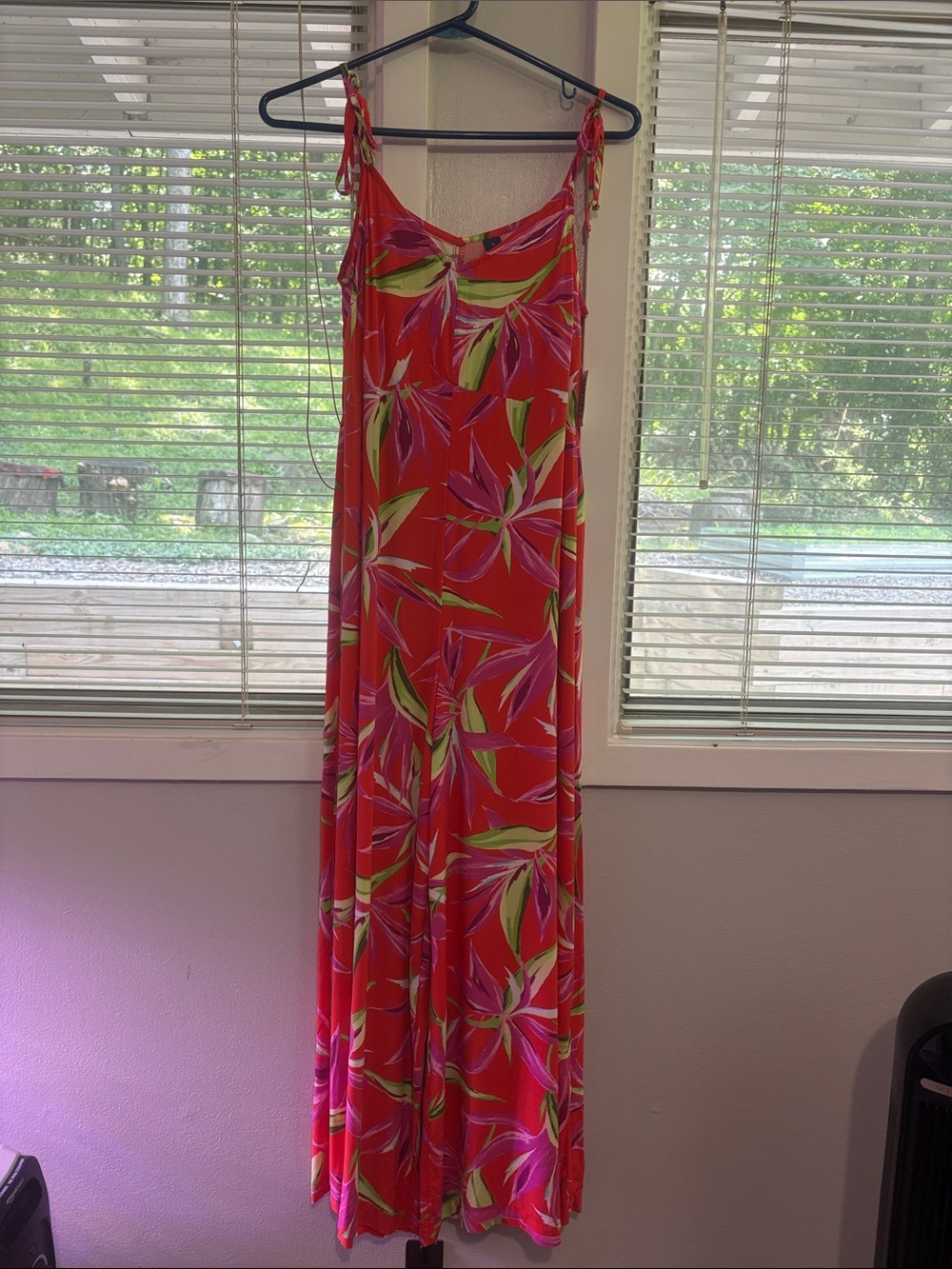 🆕 🌺 Old Navy Tropical Floral jumpsuit